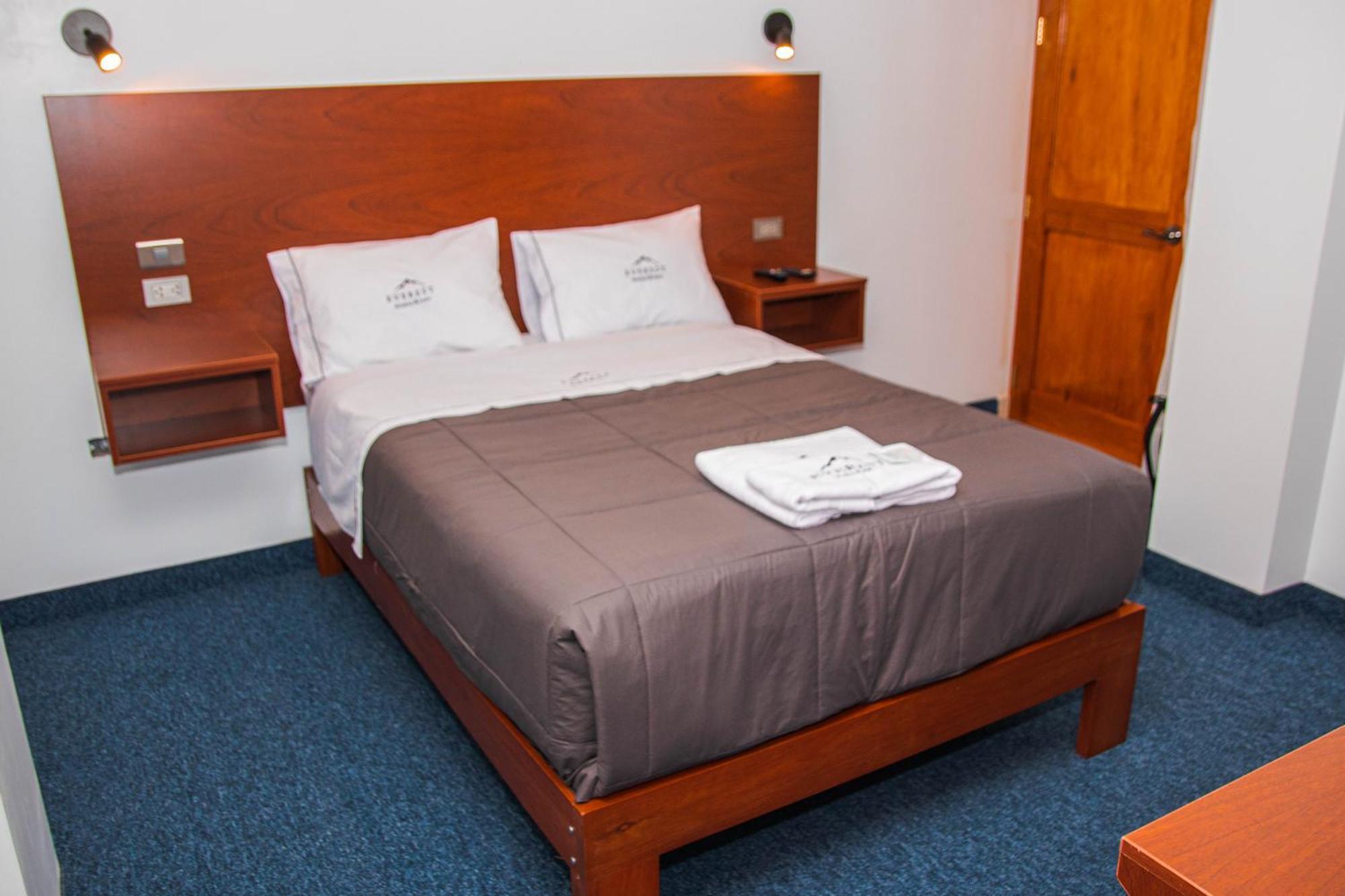 Hotel Turistico Everest Huaraz  Eksteriør billede